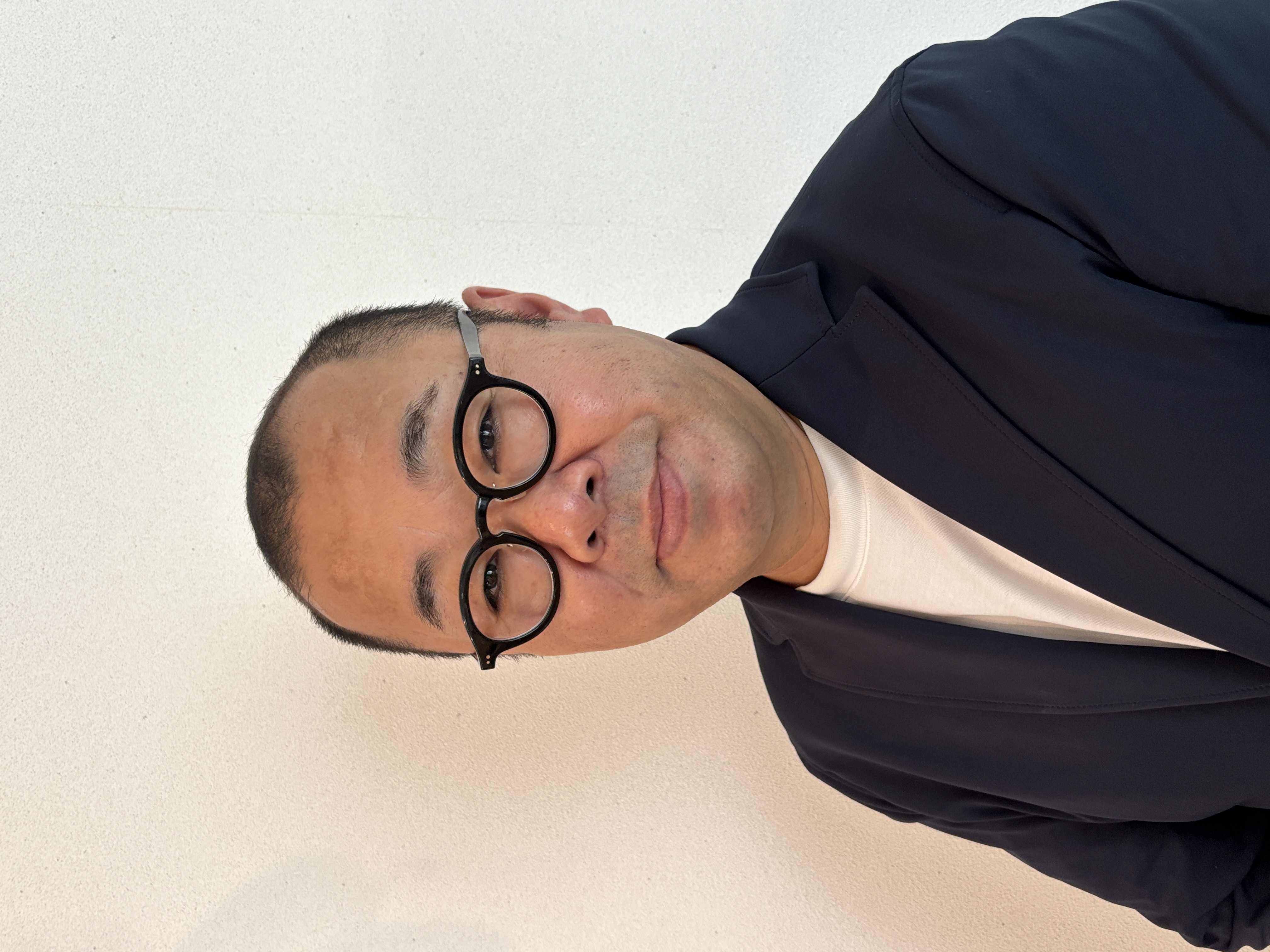 野村康次郎 — 代表取締役